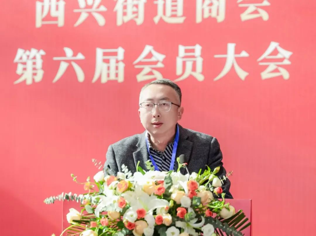 3 區(qū)工商聯(lián)黨組成員、副主席郭鵬發(fā)言.jpg